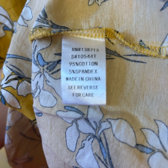 Doe & Rae Yellow Floral Button-Front Cami - Picture 5 of 6